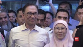 VIDEO: Anwar Ibrahim Maafkan Mahathir Mohamad