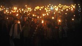 Di Padangpariaman, Sumatera Barat, ada tradisi zikir tolak bala. Warga beramai-ramai mengikuti pawai obor sambil berzikir agar dihindarkan dari cobaan selama Ramadan. (ANTARA FOTO/Iggoy el Fitra)