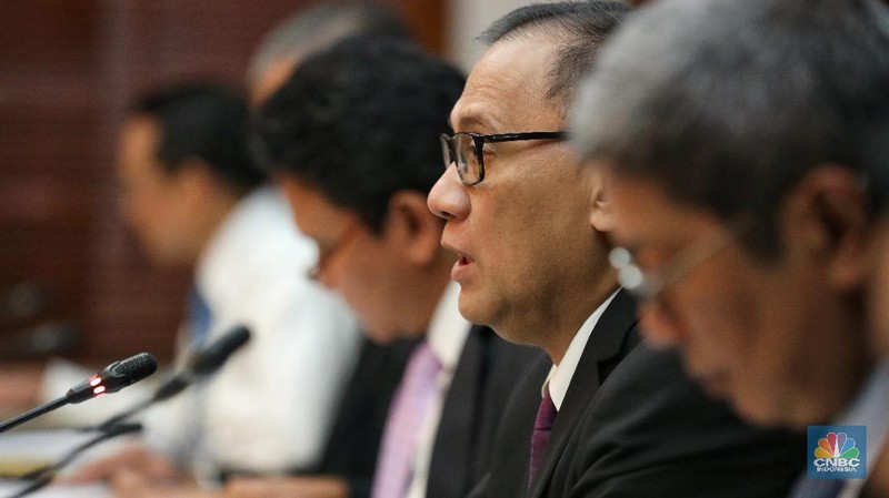 Rapat Dewan Gubernur (RDG) Bank Indonesia pada 16-17 Mei 2018 memutuskan tingkat bunga acuan BI 7-day Reverse Repo Rate naik 25 bps.