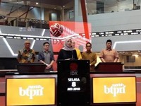 TP Rachmat Kembali Jual BTPN Syariah Rp 111 M