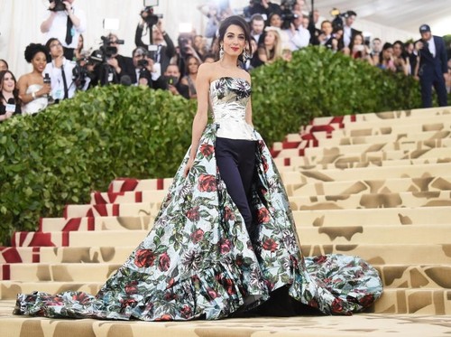 Amal Clooney Bikin Desainer Terkenal Ini Kesal, Ada Apa? Amal Clooney Bikin Desainer Terkenal Ini Kesal, Ada Apa?