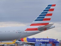 Mesin Pesawat Boeing Lepas Saat Lepas Landas, FAA Turun Tangan