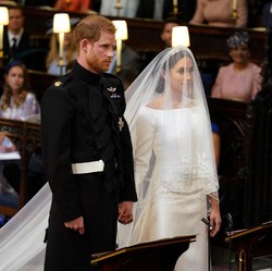 Resmi Menikah, Harry & Meghan Ingin Bagi Kebahagiaan ke Dunia