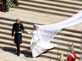 Kisah di Balik Gaun Pengantin Meghan Markle