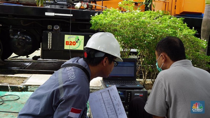 Biodiesel yang digunakan adalah solar dengan campuran bahan bakar nabati sebesar 20% (B20).