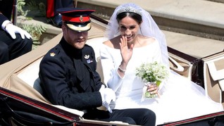 Pangeran Harry-Markle Kirim Bunga Pernikahan ke Pasien Jompo