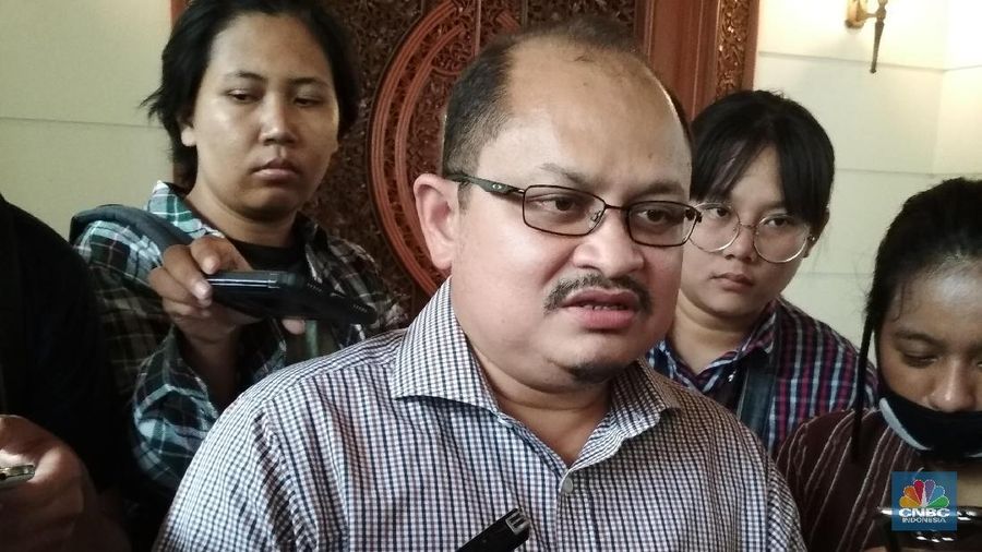 Anwar Ibrahim dan BJ Habibie merupakan sahabat lama yang sama-sama mengalami gejolak politik pada periode 1998-1999.