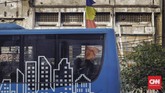 Berbeda dengan kawasan Glodok, Gajah Mada dan Hayam Wuruk, Jalan Pintu Besar Selatan seolah tidak bisa bangkit pascareformasi yang dibuntuti dengan kerusuhan dan penjarahan. Seperti tenggelam ditarik masa lalu. (CNN Indonesia/Adhi Wicaksono)