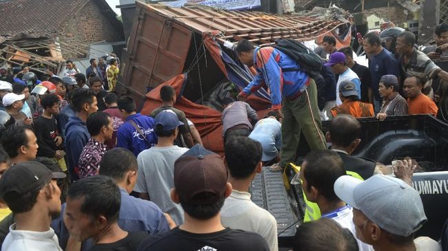 Kecelakaan Beruntun di Bumiayu, 4 Orang Meninggal