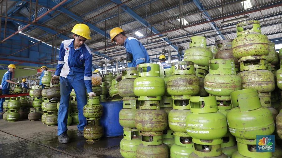 Menteri Jonan mengatakan untuk mengatasi tingginya impor LPG sebenarnya bisa dengan memanfaatkan program jaringan gas dan pengembangan DME