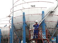 Konsumsi Meroket, Tapi Kenapa Produksi LPG RI Gak Naik-naik?