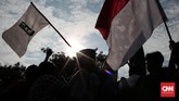 Aksi itu digelar massa mahasiswa sebagai bagian dari refleksi reformasi yang genap berjalan dua dekade sejak Mei 1998 silam. (CNN Indonesia/Andry Novelino)
