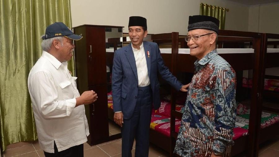 Rusun yang dibangun tahun 2017 tersebut setinggi tiga lantai terdiri dari 12 unit kamar