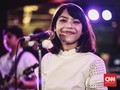 Kisah Pertemuan Orang Asing dalam Single Terbaru Vira Talisa
