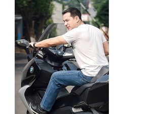 Nikmati Status Duda, Ari Wibowo Akan Touring ke Eropa