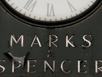 Marks & Spencer Kena Serangan Siber, Rugi Rp15,35 Triliun