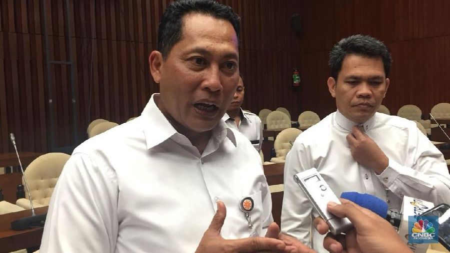 Bulog mengatakan tidak akan mengimpor beras sampai ada data yang valid mengenai kondisi konsumsi dan pasokan beras dalam negeri.
