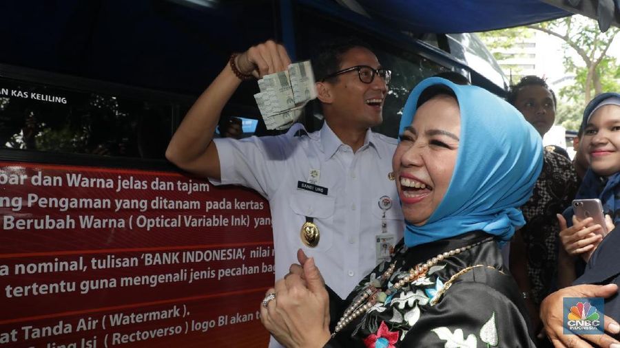 Setiap orang hanya boleh menukarkan uangnya maksimal Rp 3,7 juta dalam sekali penukaran