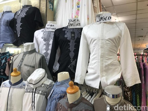 Baju Koko Black Panther Favorit untuk Lebaran, Sehari Terjual Ratusan Potong Baju Koko Black Panther Favorit untuk Lebaran, Sehari Terjual Ratusan Potong