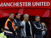 Mourinho Tinggalkan MU, Dipecat?