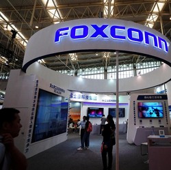 Bikin Kaget, Foxconn Mau Bangun Pabrik Baterai Rp 114 T di RI
