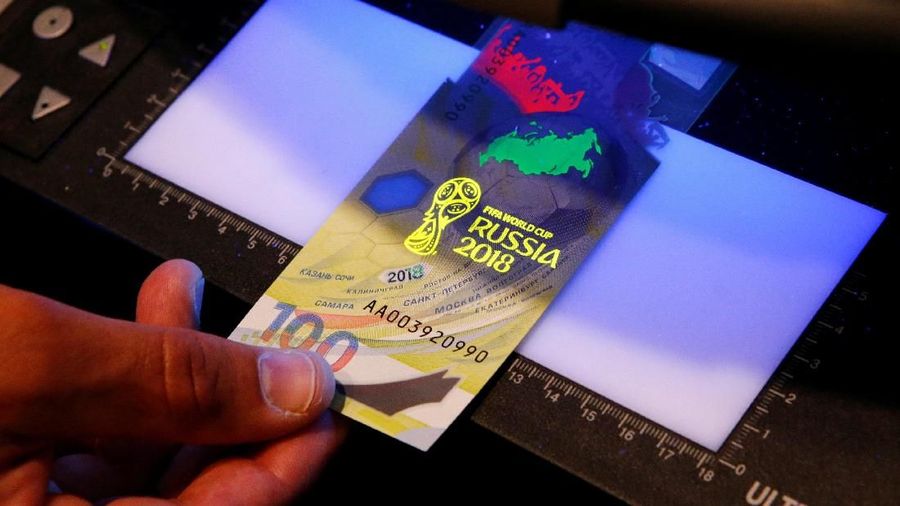 Bank Sentral Rusia telah meluncurkan lembaran 100 rubel untuk memperingati Piala Dunia FIFA 2018 mendatang.
