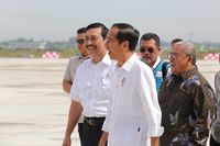 Jokowi Batal Cabut DMO Batu Bara