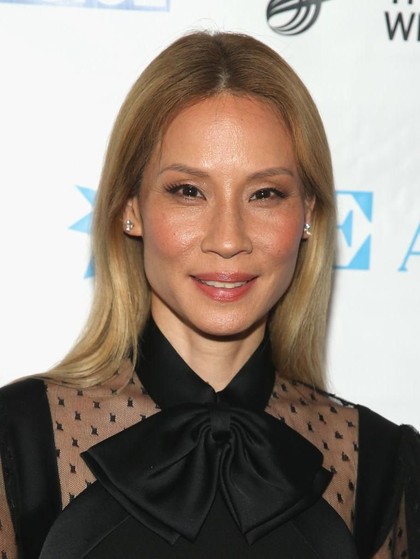 Butuh 9 Jam untuk Ubah Warna Rambut Lucy Liu dari Hitam Jadi Pirang Butuh 9 Jam untuk Ubah Warna Rambut Lucy Liu dari Hitam Jadi Pirang
