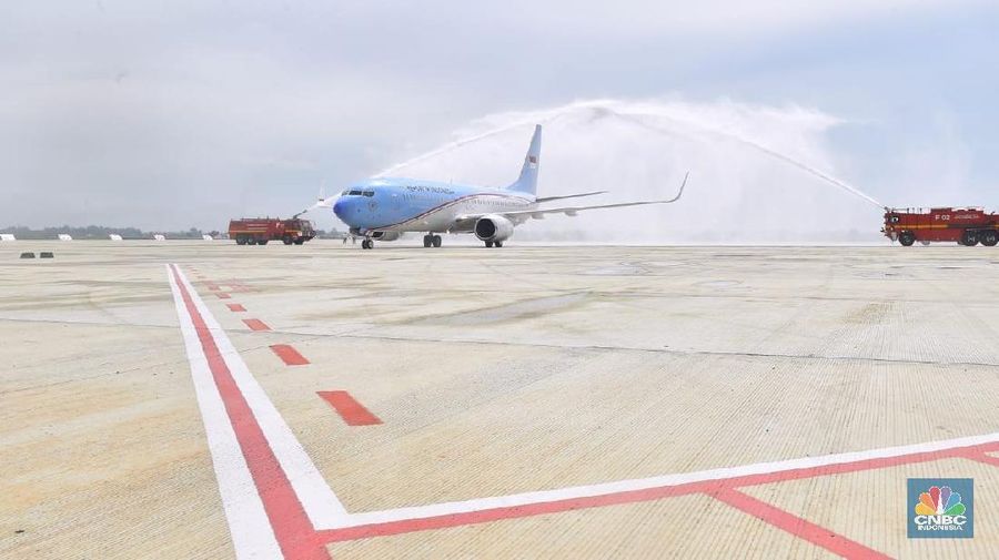 Bandara tersebut yang dibangun di atas lahan seluas 1.800 hektare