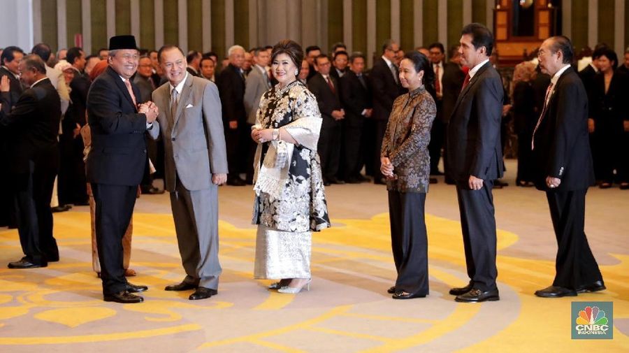 Mahkamah Agung (MA) resmi melantik Perry Warjiyo sebagai Gubernur Bank Indonesia (BI)