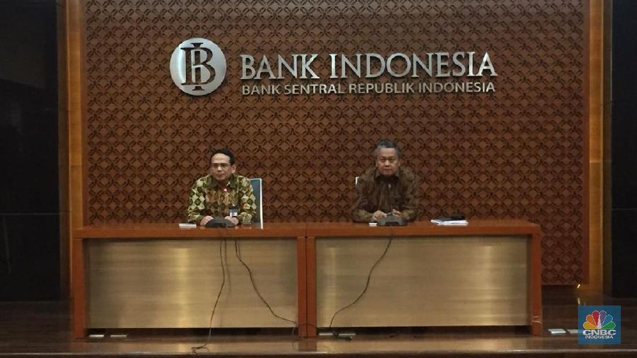 Bank-bank dalam negeri bakal berhadapan langsung dengan Gubernur Bank Indonesia (BI) yang baru, Perry Warjiyo.