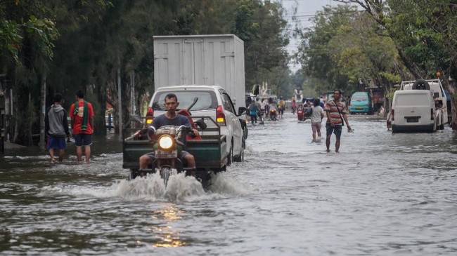 Ujungnegoro Pesona Wisata Pantai Utara Diarynovri