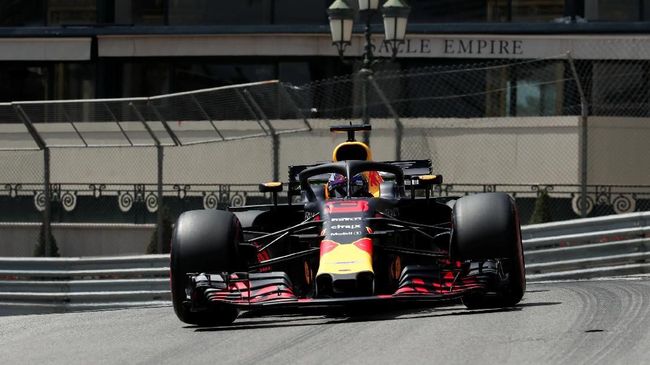 Ricciardo Tercepat, Red Bull Dominasi FP I GP Singapura
