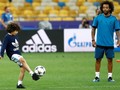 Marcelo Rajin Lihat Tayangan Ulang Real Madrid