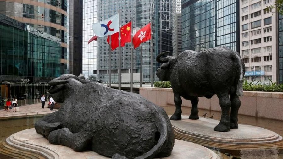 Bursa saham utama kawasan Asia ditutup bervariasi pada perdagangan terakhir di pekan ini.