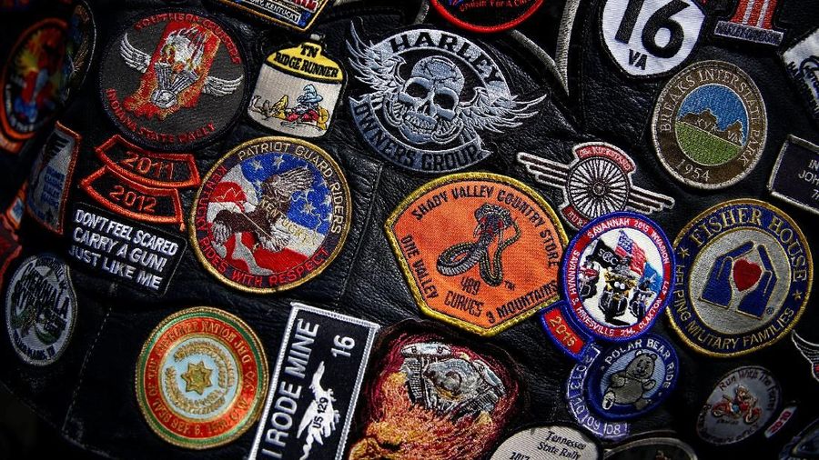 Acara konvoi tersebut diikuti oleh ribuan veteran militer Amerika dalam rangka peringati Hari Pahlawan di AS.