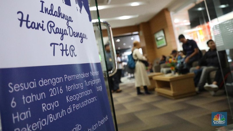 Posko THR untuk mengantisipasi keluhan dalam pelaksanaan pembayaran THR mulai dari pusat sampai daerah melalui dinas kerja di Provinsi maupun kabupaten kota.