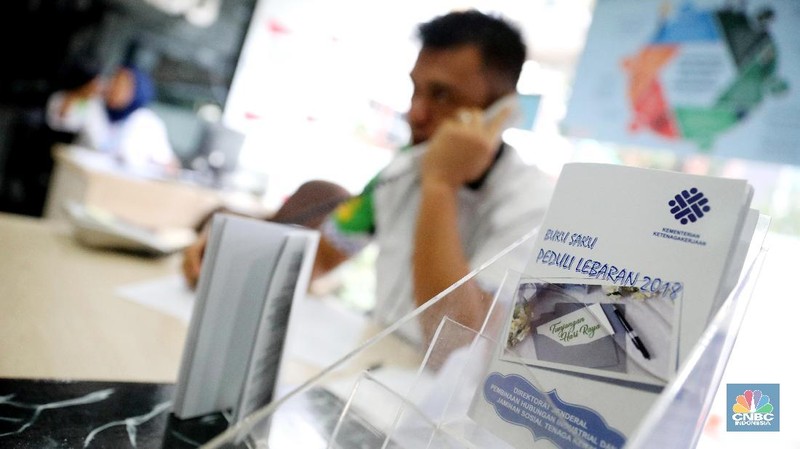 Posko THR untuk mengantisipasi keluhan dalam pelaksanaan pembayaran THR mulai dari pusat sampai daerah melalui dinas kerja di Provinsi maupun kabupaten kota.