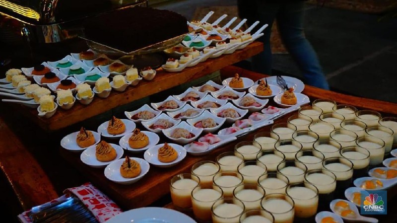 Selama bulan ramadhan, pop up cafe Walking Drums menghadirkan sekitar 45 menu makanan dari berbagai negara.