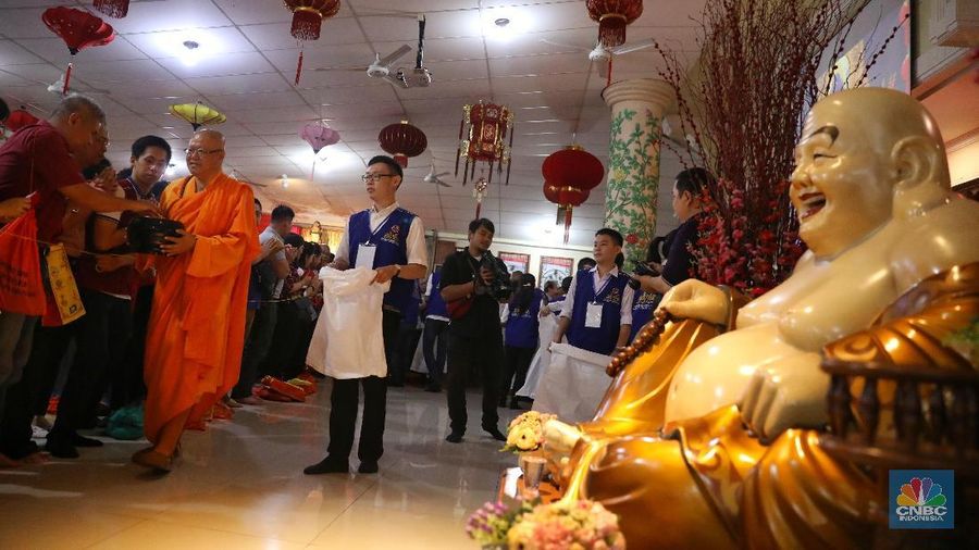 Waisak memperingati Tiga Peristiwa Penting