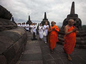 Arti Warna dan Sejarah Bendera Buddhis yang Dipakai saat Hari Waisak