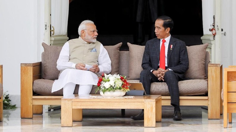 Ini merupakan kunjungan balasan Modi setelah sebelumnya Jokowi melakukan kunjungan bilateral di India bulan Januari lalu.