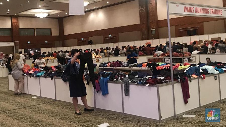 Nike Warehouse Sale dan BRI menargetkan pendapatan transaksi sekitar Rp 8 miliar.