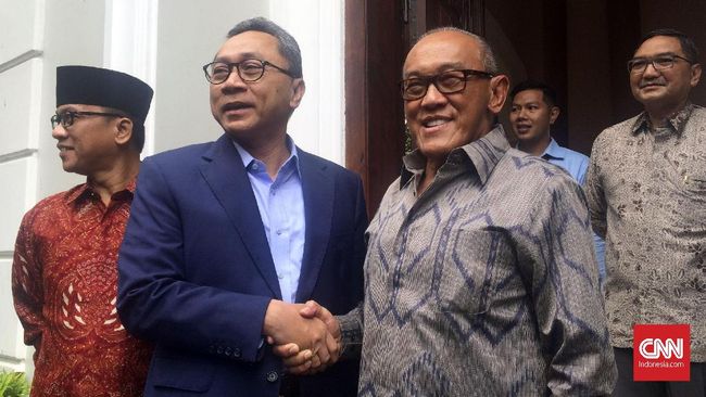 Aburizal Bakrie Tak Ajak PAN Bergabung Koalisi Jokowi