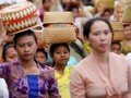 FOTO: Pulang ke Kampung Halaman di Hari Raya Galungan