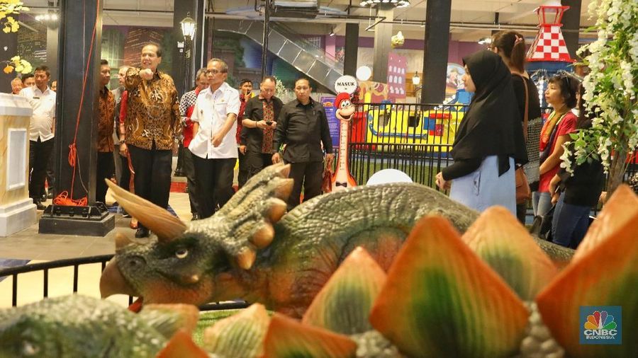 Transmart Carrefour ini berada di kawasan Yasmin, Bogor.