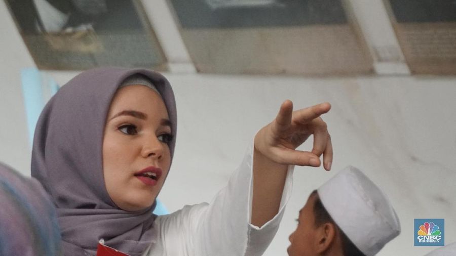 dewi sandra