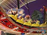 CT Naik Roller Coaster Saat Buka Transmart ke-111 di Bogor