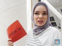 Hilangkan Tradisi Bukber, Dewi Sandra Lebih Hemat & Khusyuk