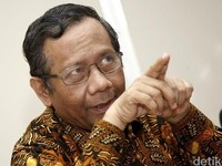 Datangi Katedral, Mahfud MD Beri Pesan Natal Ini